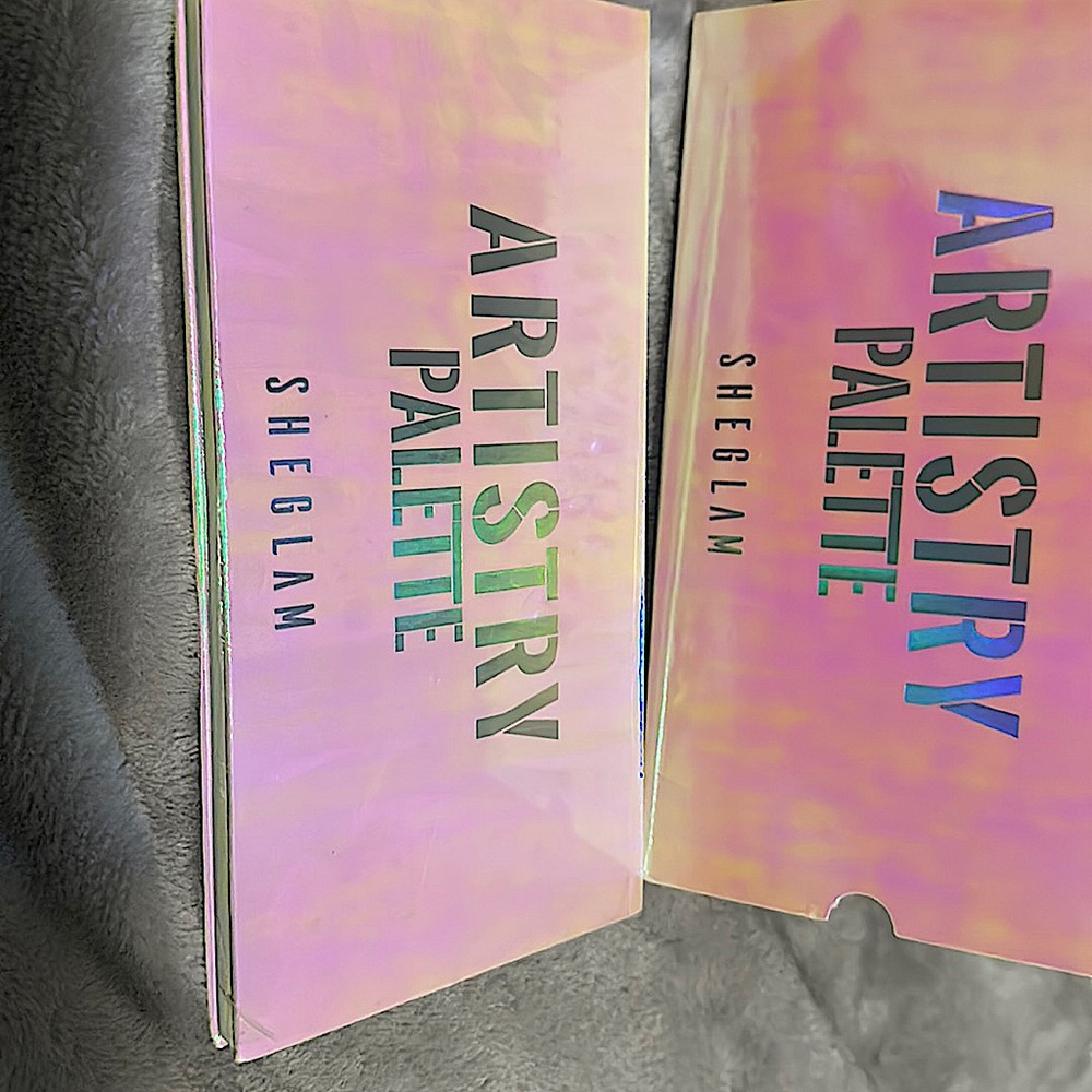 Artistry eyeshadow palette